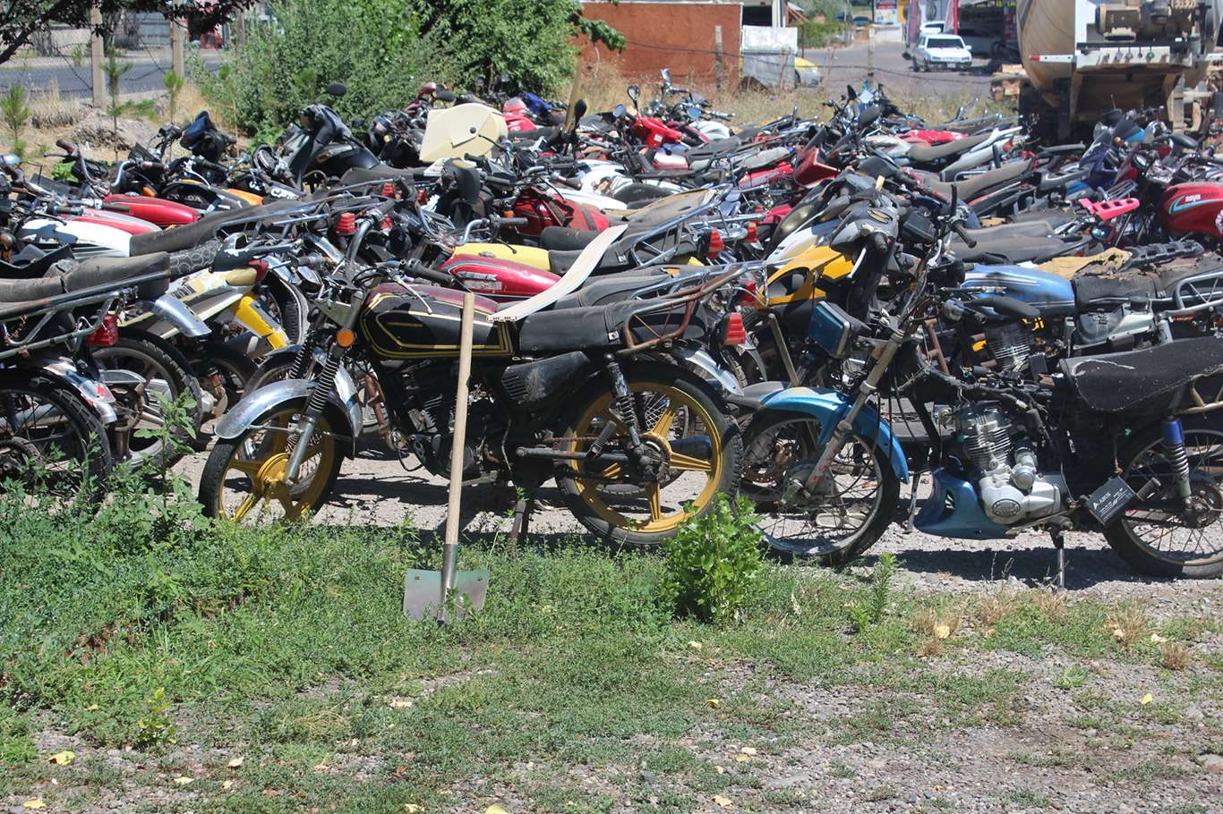 Trafikten men edilen araçların otoparklardan alınmasıyla ilgili yeni düzenlemeler yapıldı